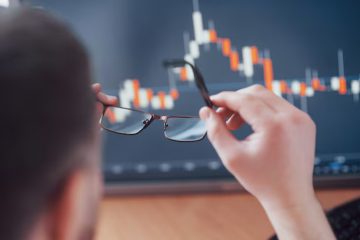 How to read crypto price charts